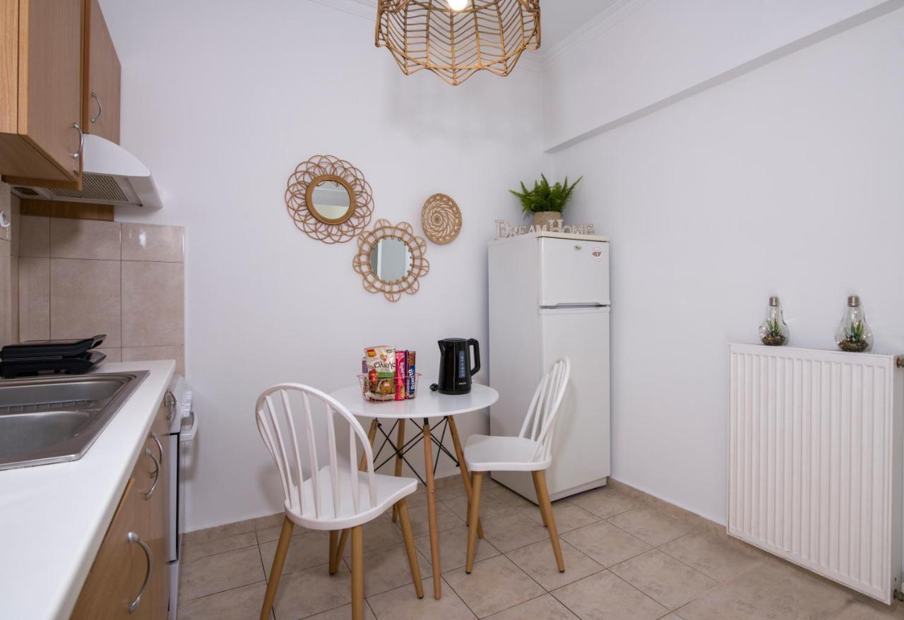 Center Manolia Dream 1 Bedroom Apartment 100M Away From The Beach Chania  Buitenkant foto